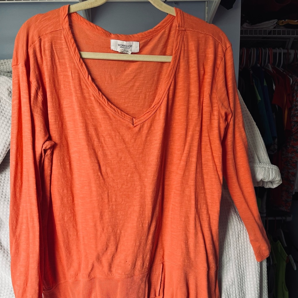 Long sleeve v neck shirt